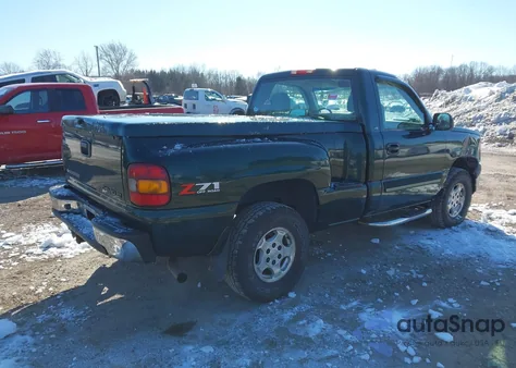 2003 Chevrolet Silverado 1500 Ls z USA, uszkodzony, nr VIN 1GCEK14V93Z169008